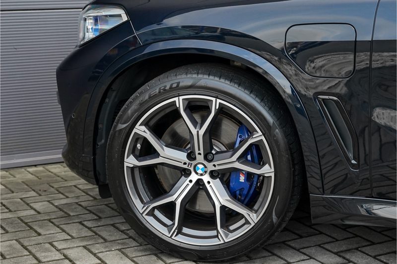 BMW X5 xDrive45e High Executive M-Sport Laser Pano H/K 36 — photo 17