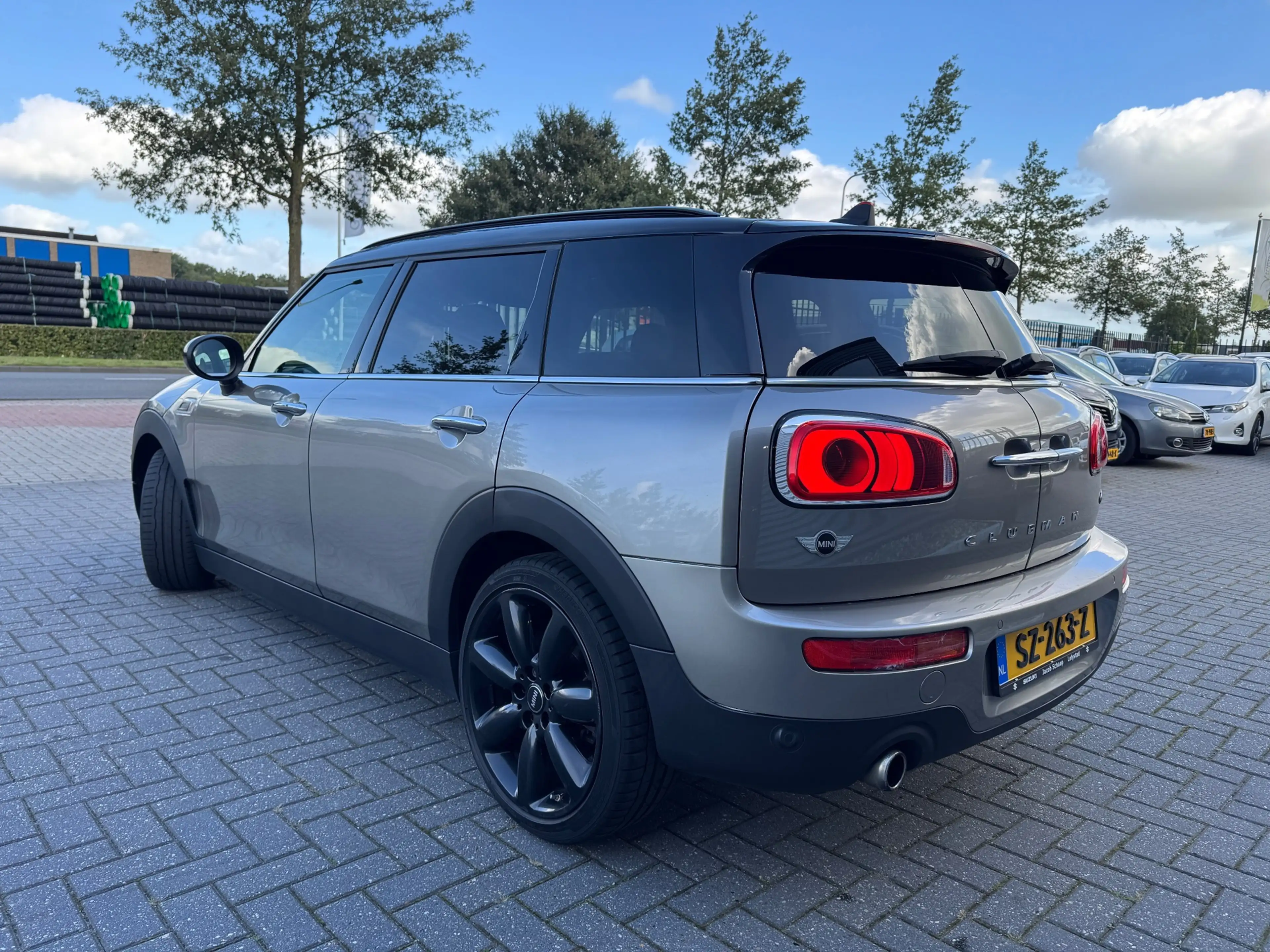 MINI Cooper Clubman 1.5 Chili Hyde Park | pano| — photo 7