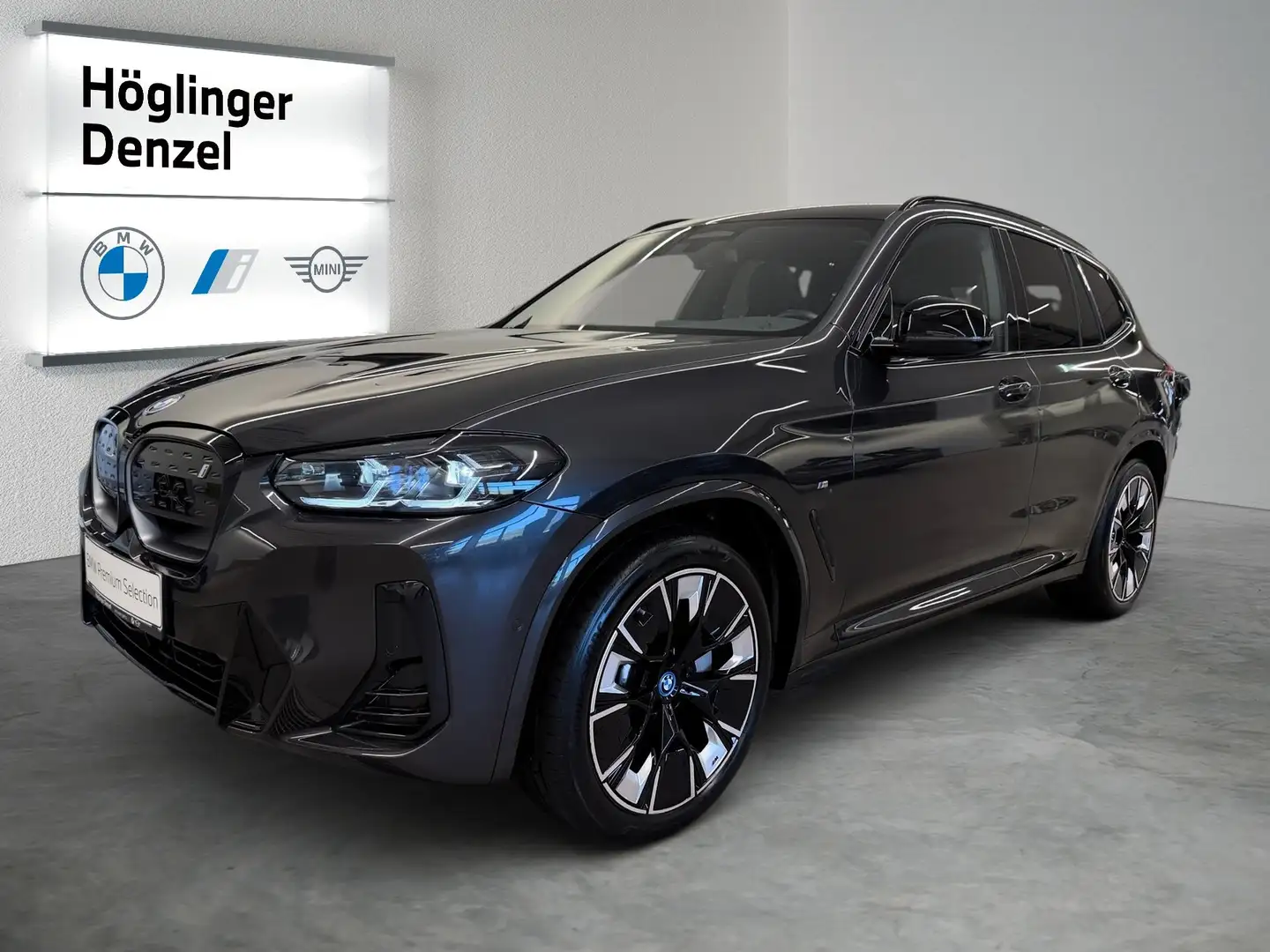 BMW iX3 M Sport Grau - 2