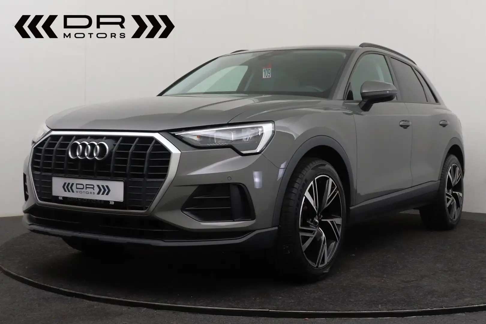 Audi Q3 35 1.5TFSI Apple Carplay/Android - LEDER - NAVI... Grau - 1