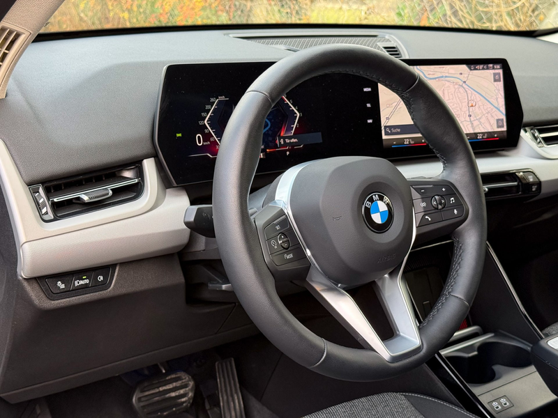 BMW X1 xDrive20d — photo 9