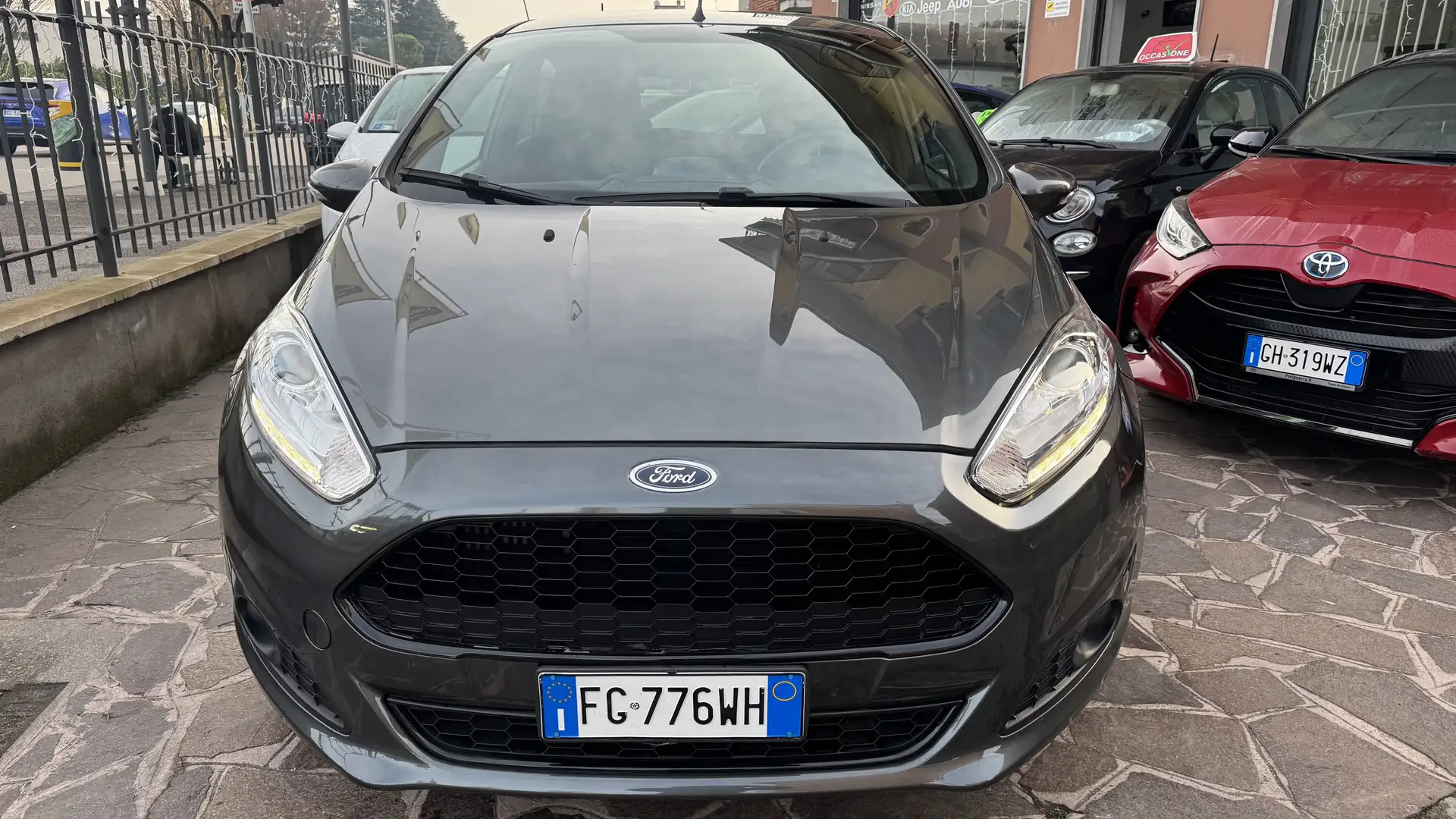Ford Fiesta 5p 1.5 tdci ST-line 95cv unico Proprietario - 1