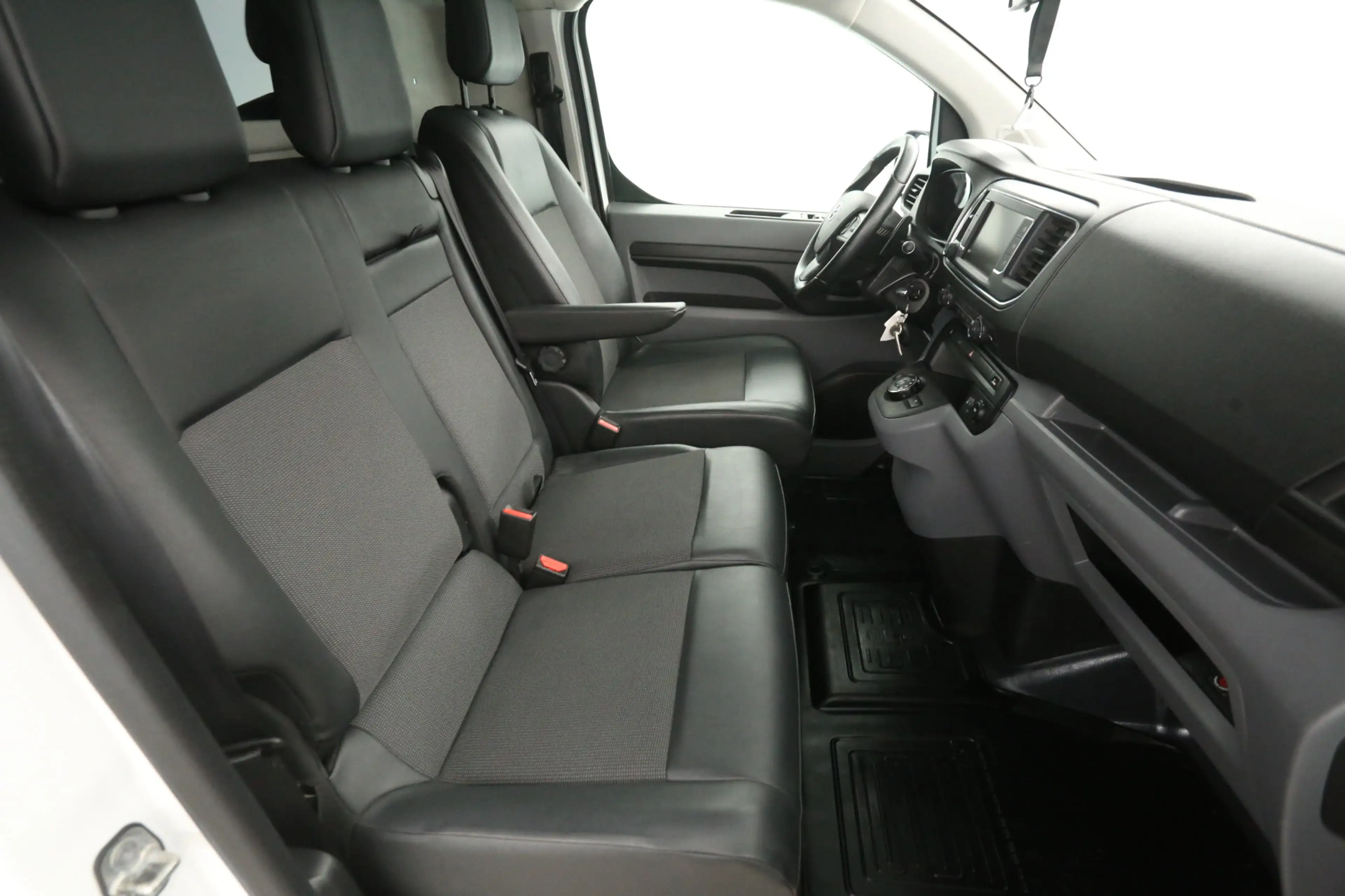 Toyota Proace 2.0D L2H1 | Automaat | Airco | Cruise | Camera | C — photo 10