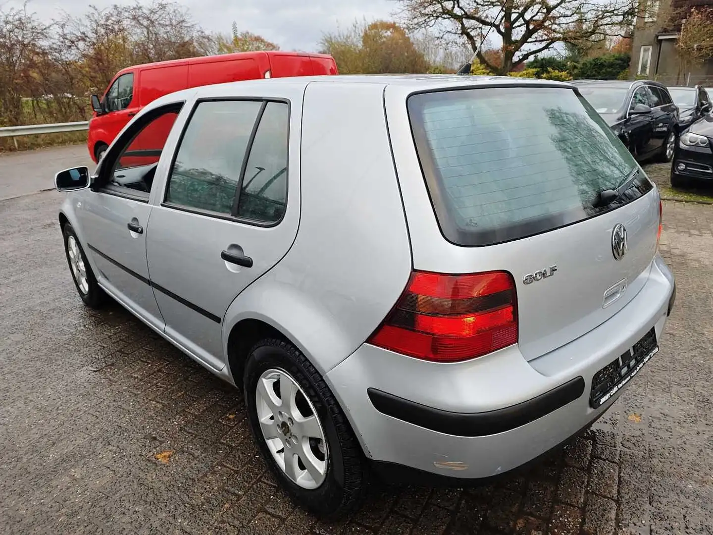 Volkswagen Golf 1.6  Auto Silber - 2