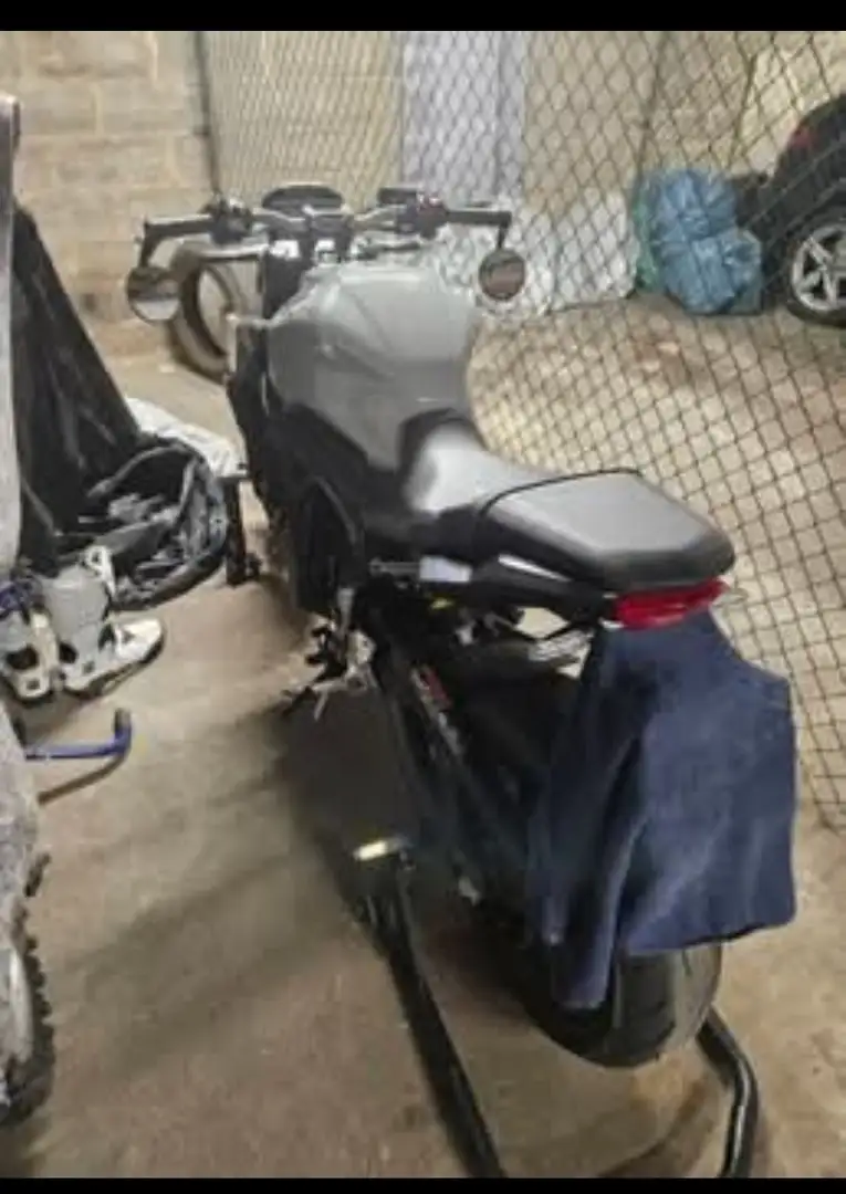 Honda CB 650 Šedá - 1