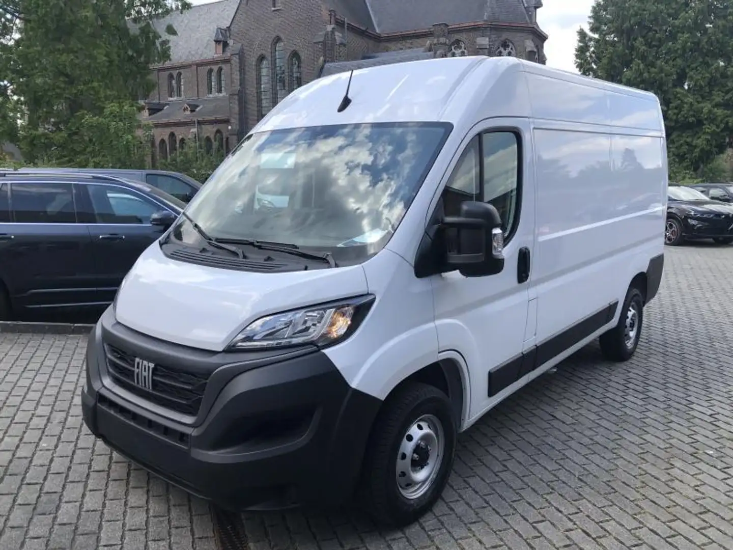 Fiat Ducato L2H2 140 pk mt Wit - 1