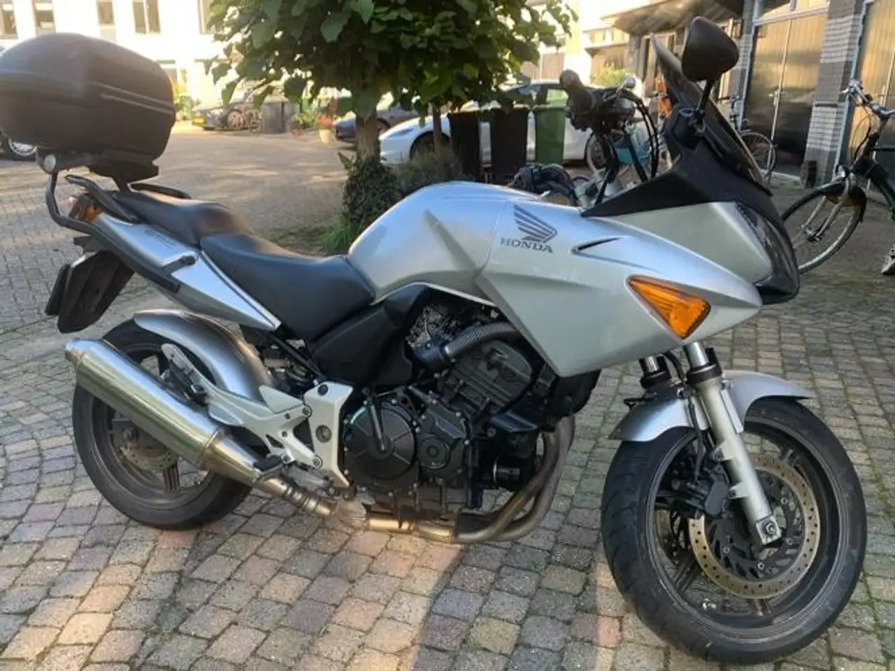 Honda CBF 600