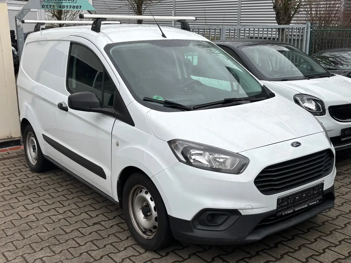 Ford Transit Courier 1,0 eco boost/ AHK / Sinus Wechselrichter / ZV Weiß - 2
