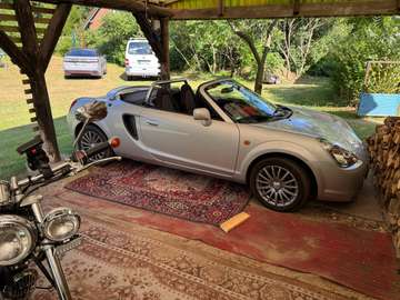 MR 2 Roadster
