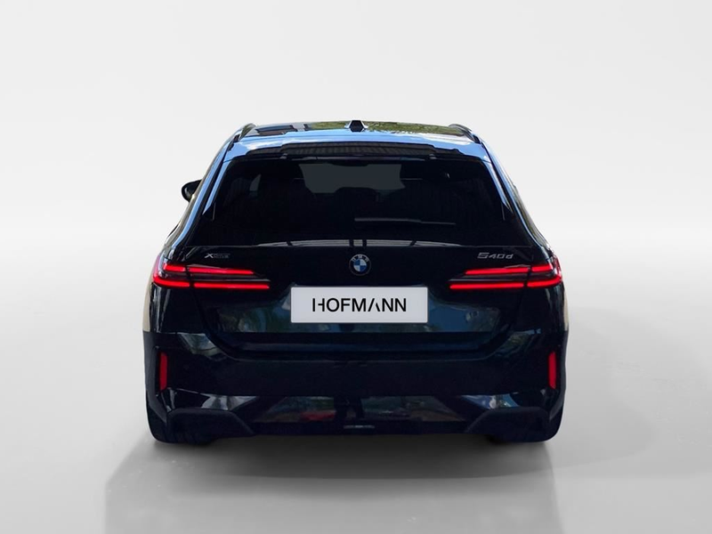 BMW 540 M Sport Pro — photo 6