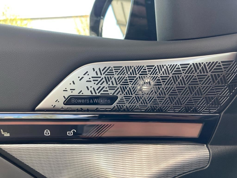 BMW 540 M Sport Pro — photo 9