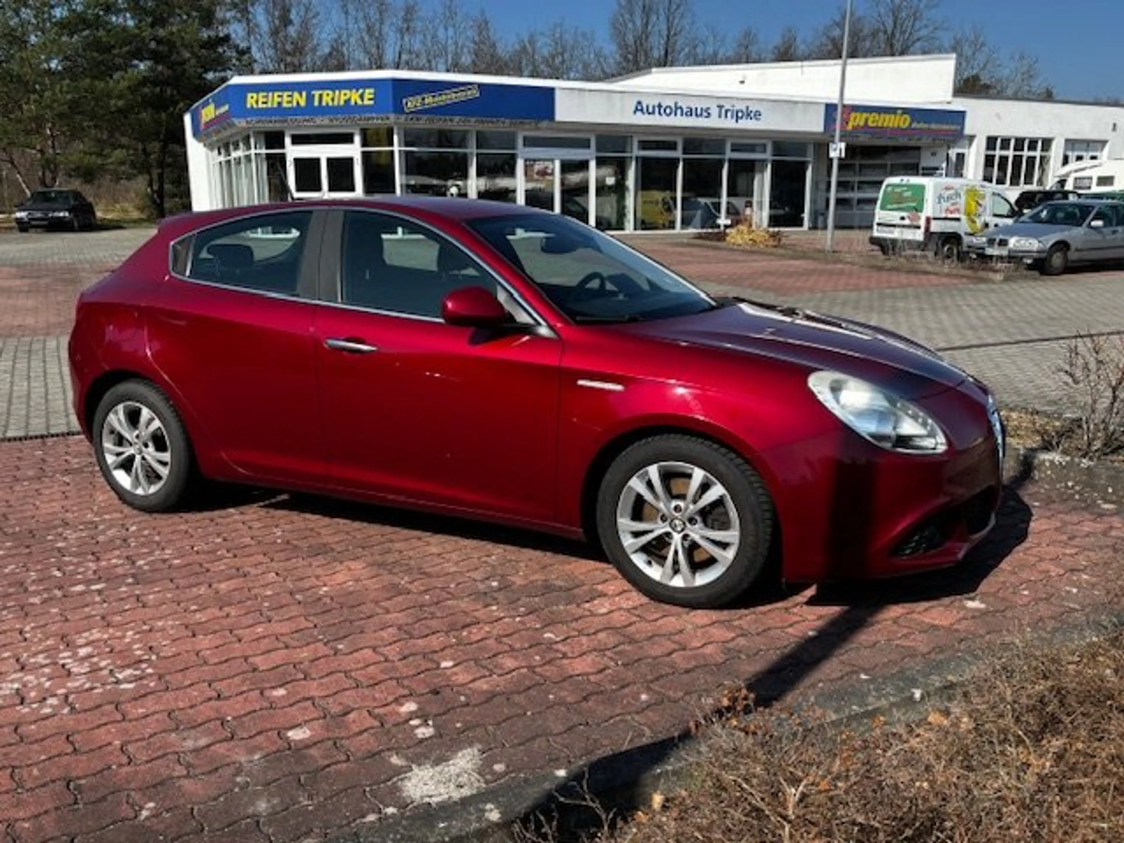 Alfa Romeo Giulietta Turismo           Privatverkauf — photo 8