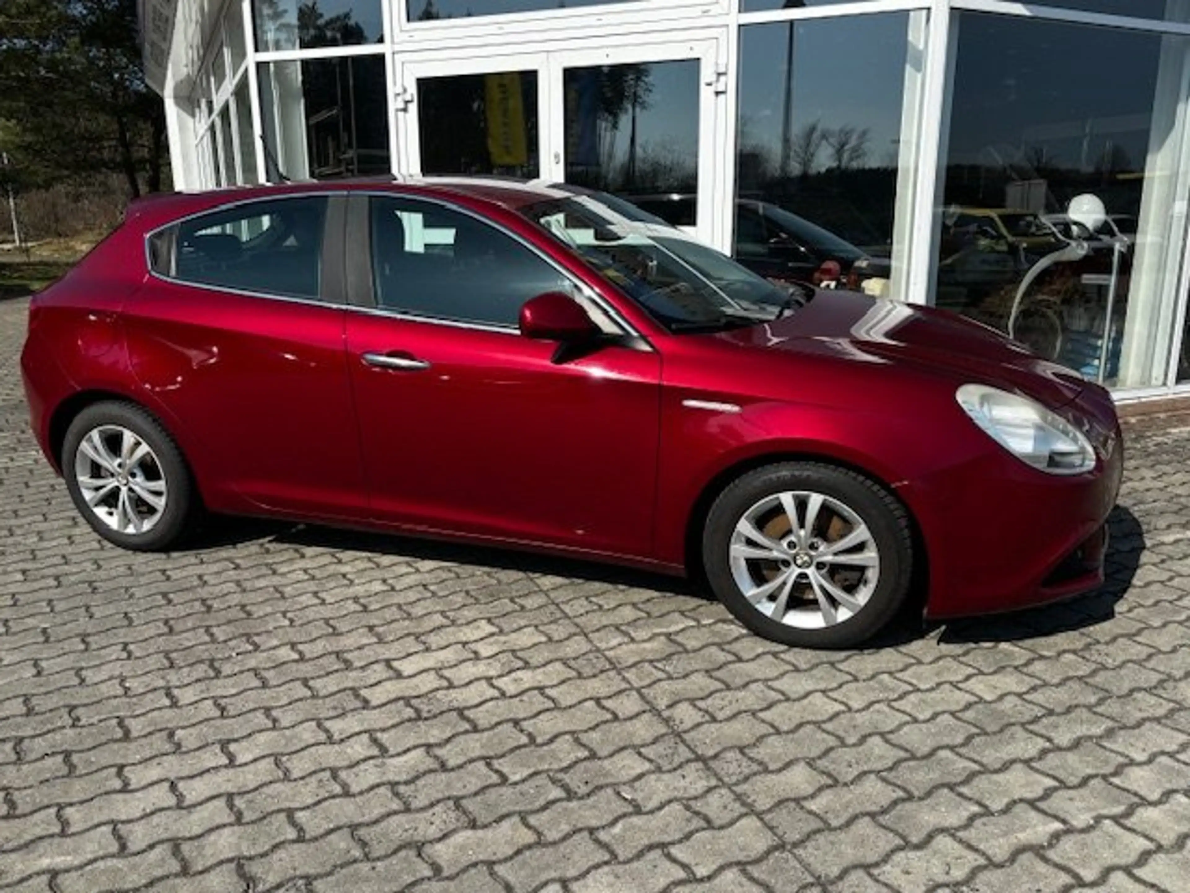 Alfa Romeo Giulietta Turismo           Privatverkauf — photo 5