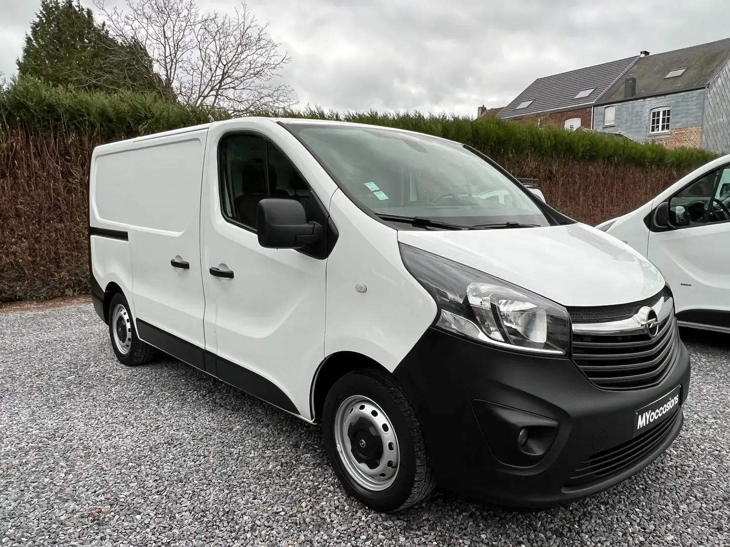 Opel Vivaro 1.6 CDTi BITURBO UTILITAIRE - EURO 6b - EN TVA Wit - 2