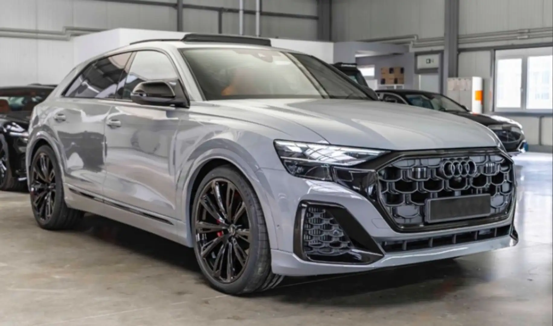 Audi Q8 SQ8 TFSI quattro tiptronic Grijs - 2