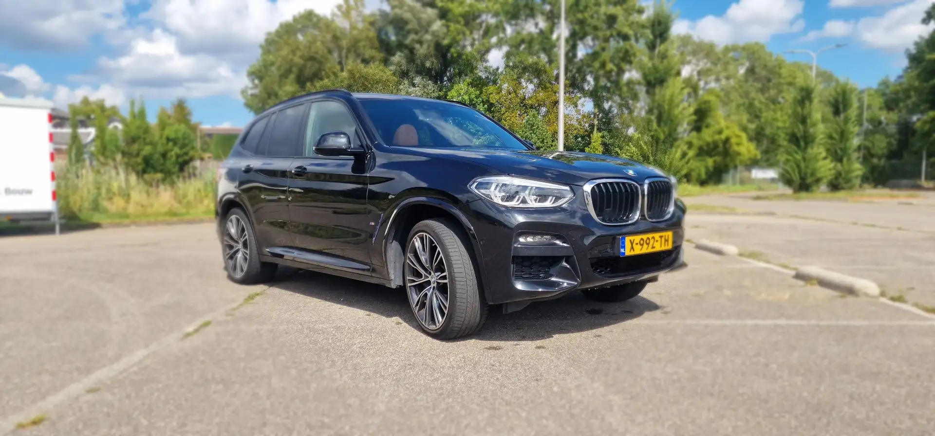 BMW X3 High Ex. Zwart - 1