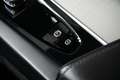Volvo XC60 2.0 T6 Plug-in hybrid AWD Plus Dark | Luchtvering Wit - thumbnail 34