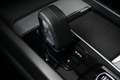 Volvo XC60 2.0 T6 Plug-in hybrid AWD Plus Dark | Luchtvering Wit - thumbnail 32