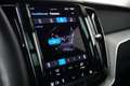 Volvo XC60 2.0 T6 Plug-in hybrid AWD Plus Dark | Luchtvering Wit - thumbnail 29