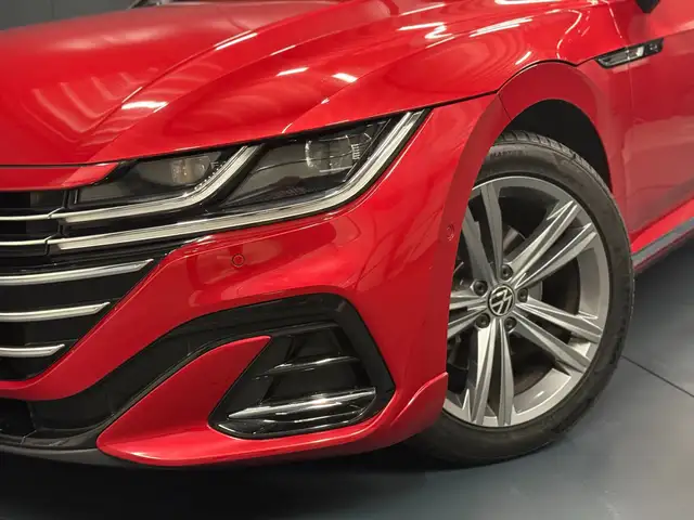 Volkswagen Arteon view 3