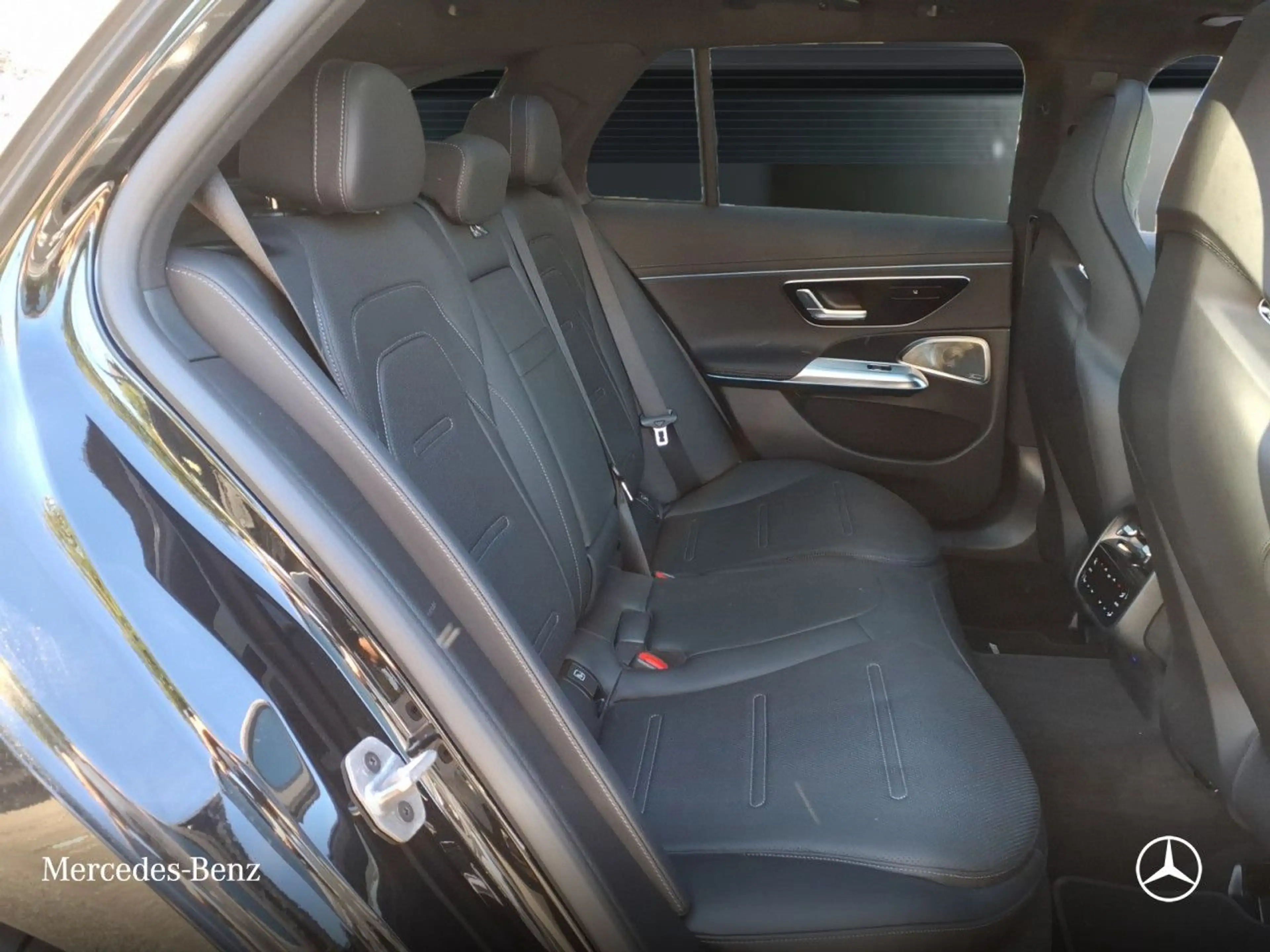 Mercedes-Benz E 53 AMG T 4M Hybrid Driversp Perf-Sitze Fahrass — photo 12