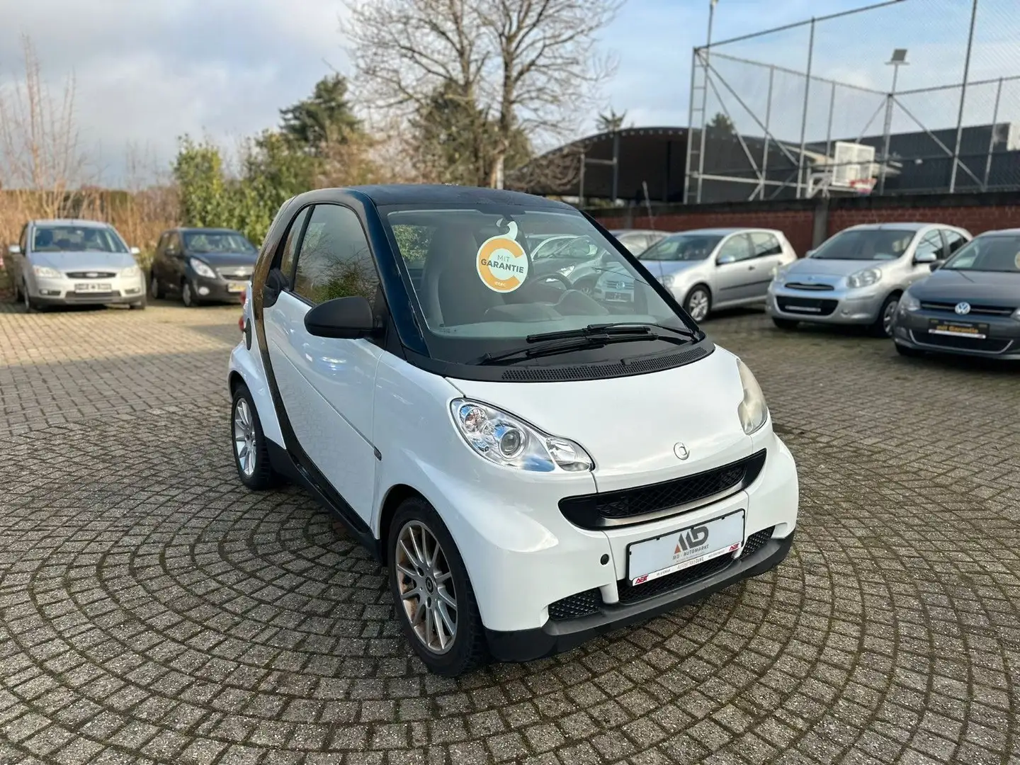 smart forTwo fortwo TÜV NEU, Garantie Schwarz - 2
