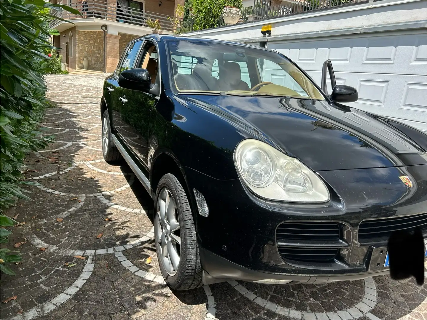 Porsche Cayenne 3.2 Nero - 2