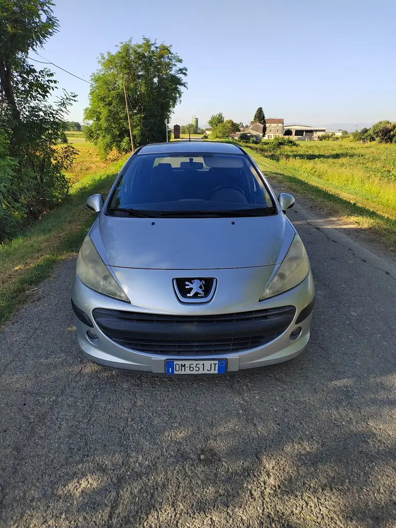 Peugeot 207 5p 1.4 16v One-Line - 1