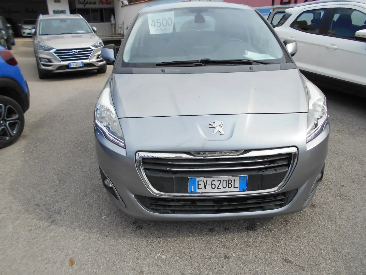 Peugeot 5008 5008 I 2009 1.6 e-hdi 8v Allure s Grigio - 1