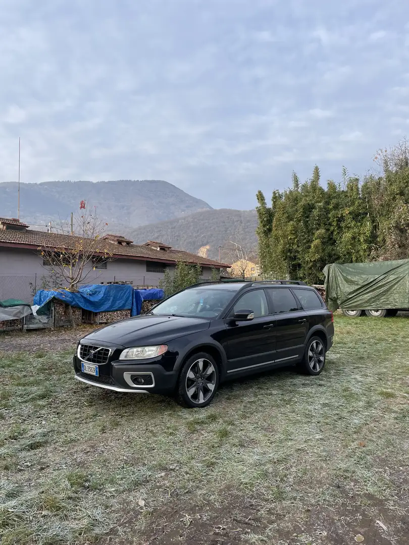 Volvo XC70 2.4 d5 Summum awd 185cv - 1