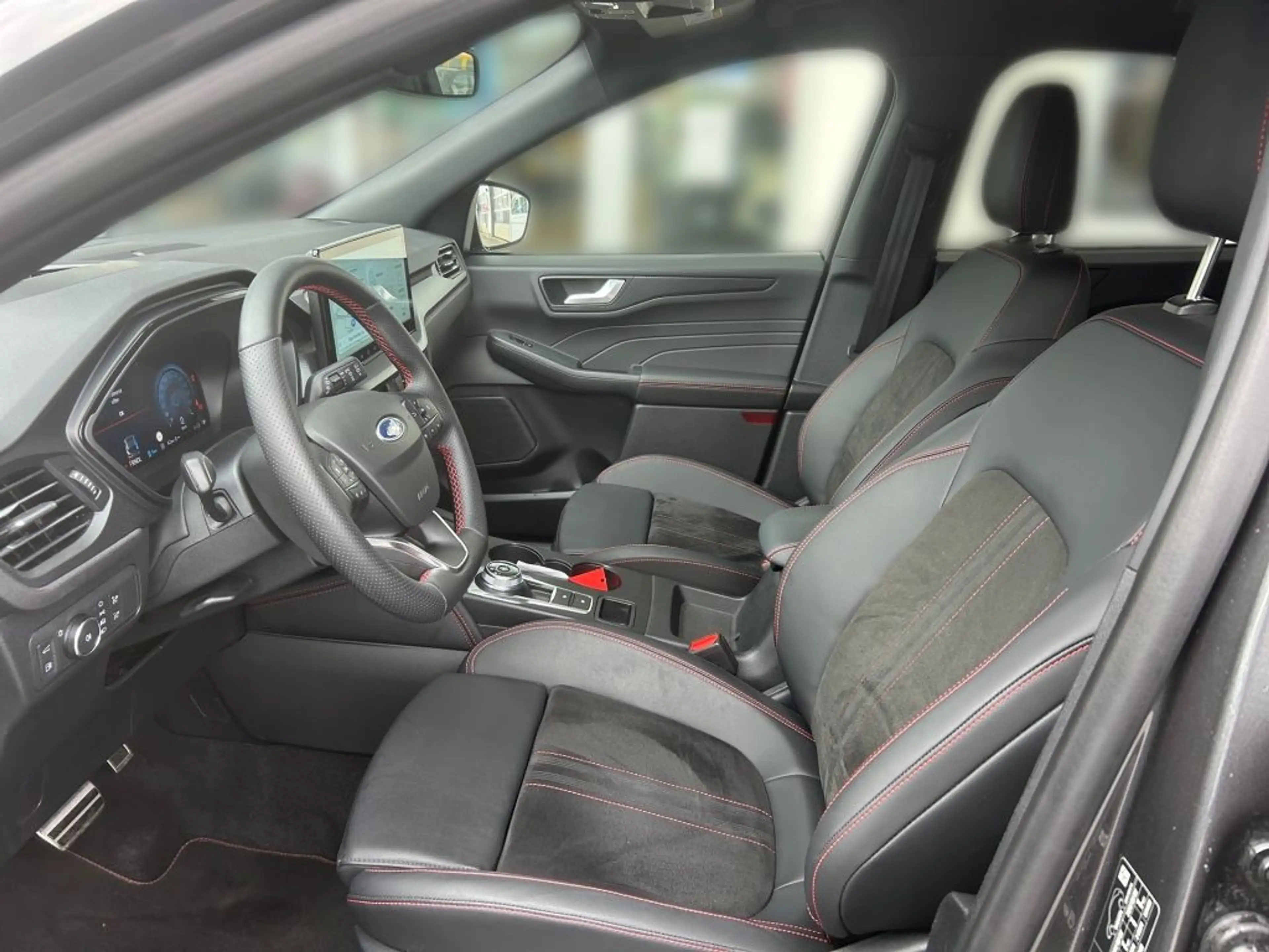 Ford Kuga 2.5 Duratec PHEV ST-LINE X — photo 11