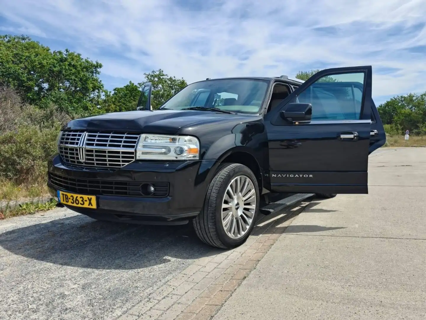 Lincoln Navigator Schwarz - 1