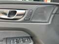 Volvo XC60 B4D AWD Ultimate Dark 360°Sthz Pano 21" HUD Schwarz - thumbnail 24