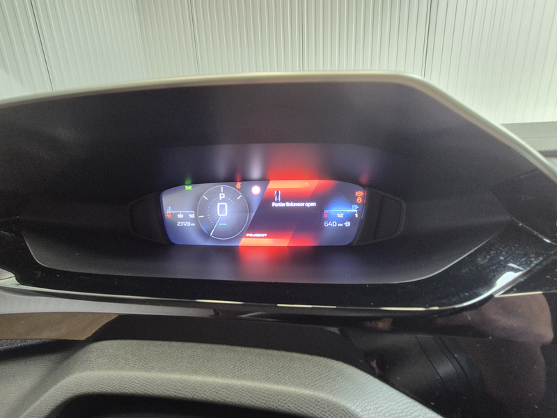 Peugeot 408 1.2Hybride 136pk Allure automaat — photo 14