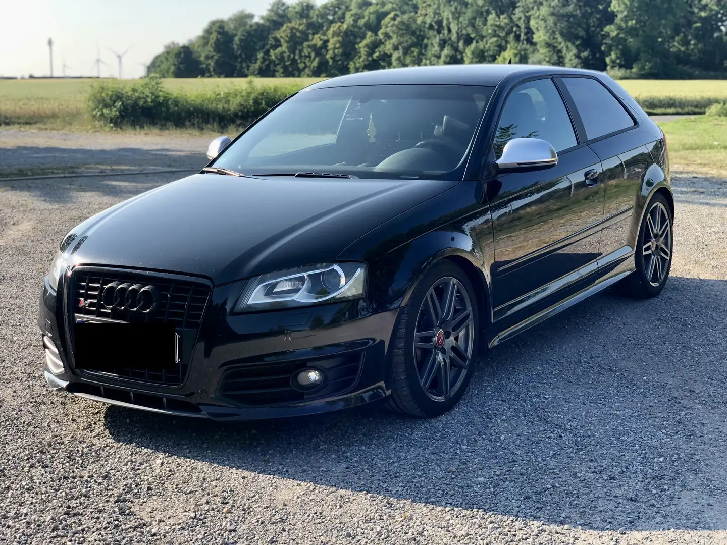 Audi S3 2.0 TFSI quattro Schwarz - 1