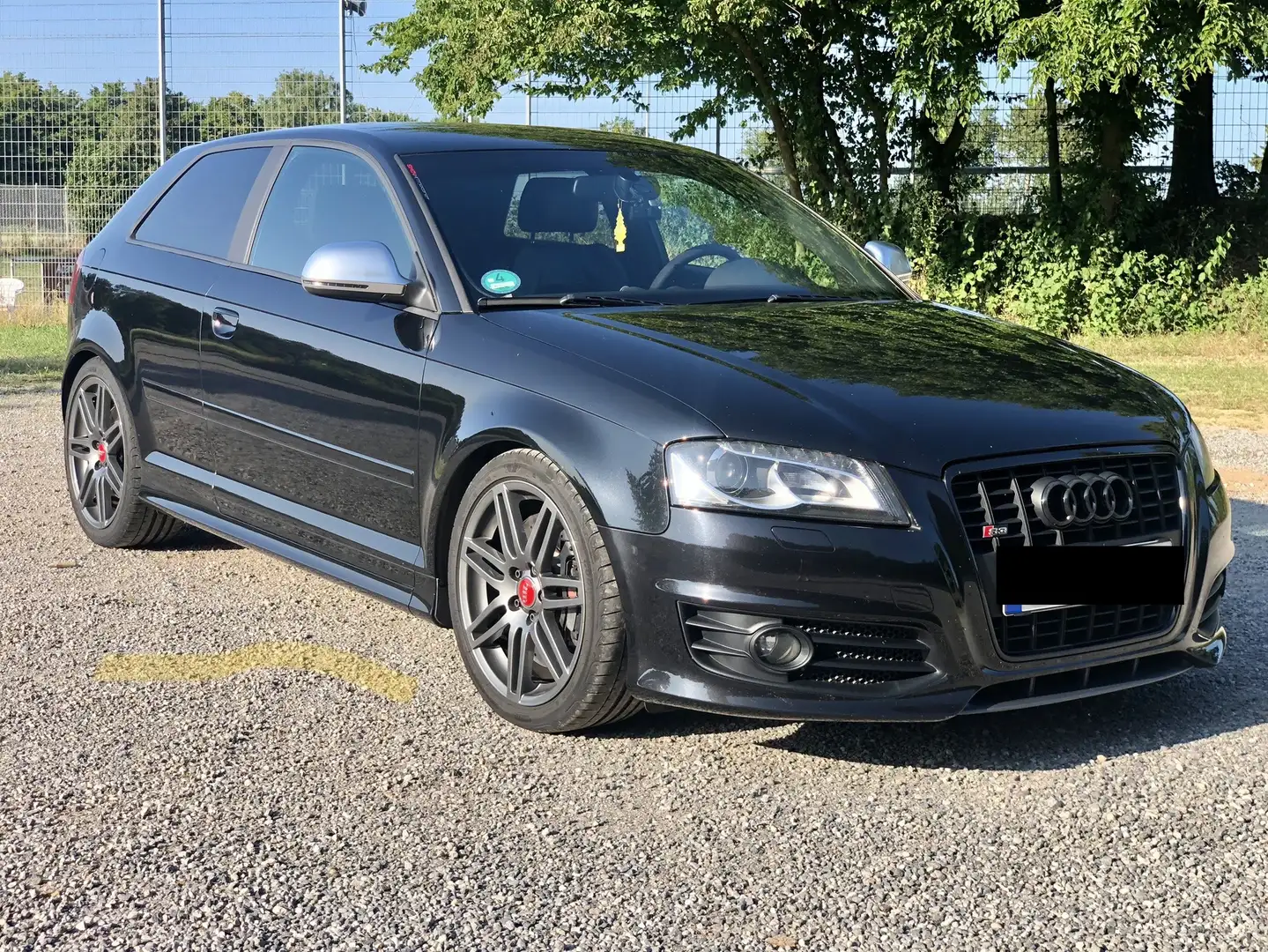 Audi S3 2.0 TFSI quattro Schwarz - 2