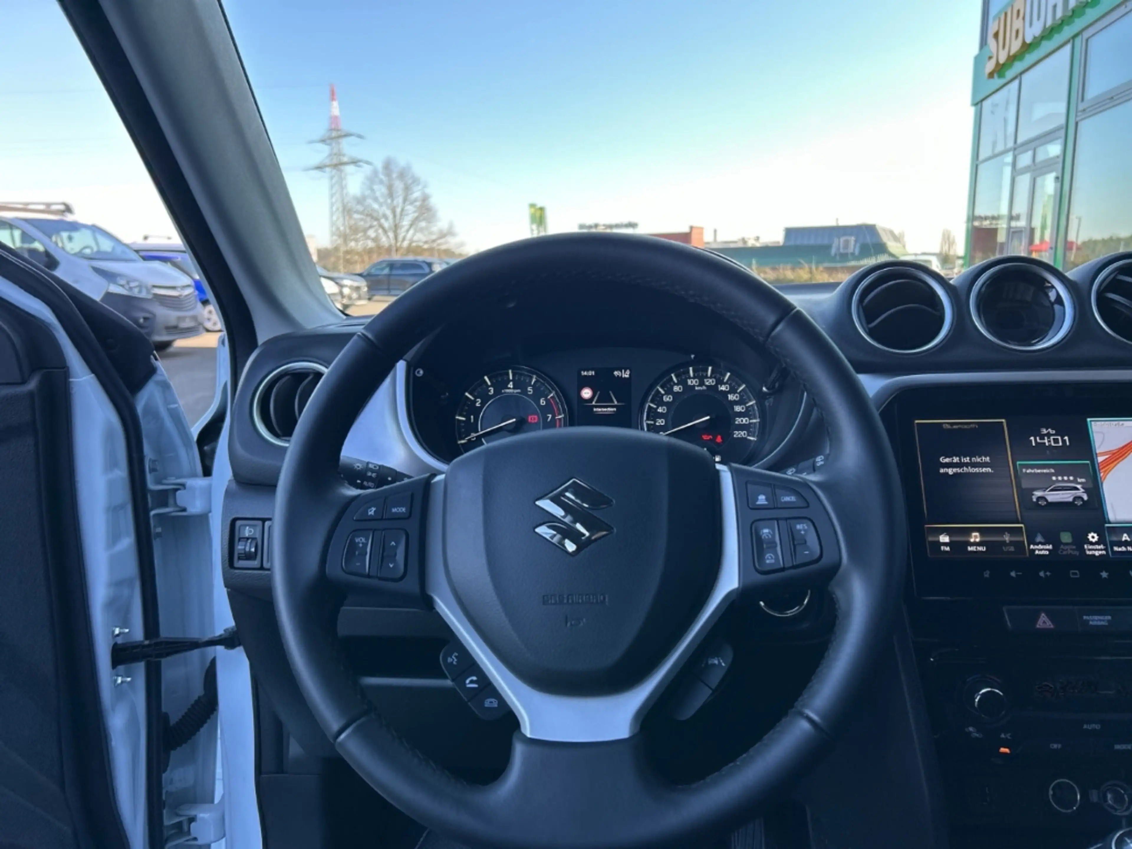 Suzuki Vitara 1.4GL+ Mild Hybrid 48V Allgrip LED Navi RFK LM 17 — photo 11