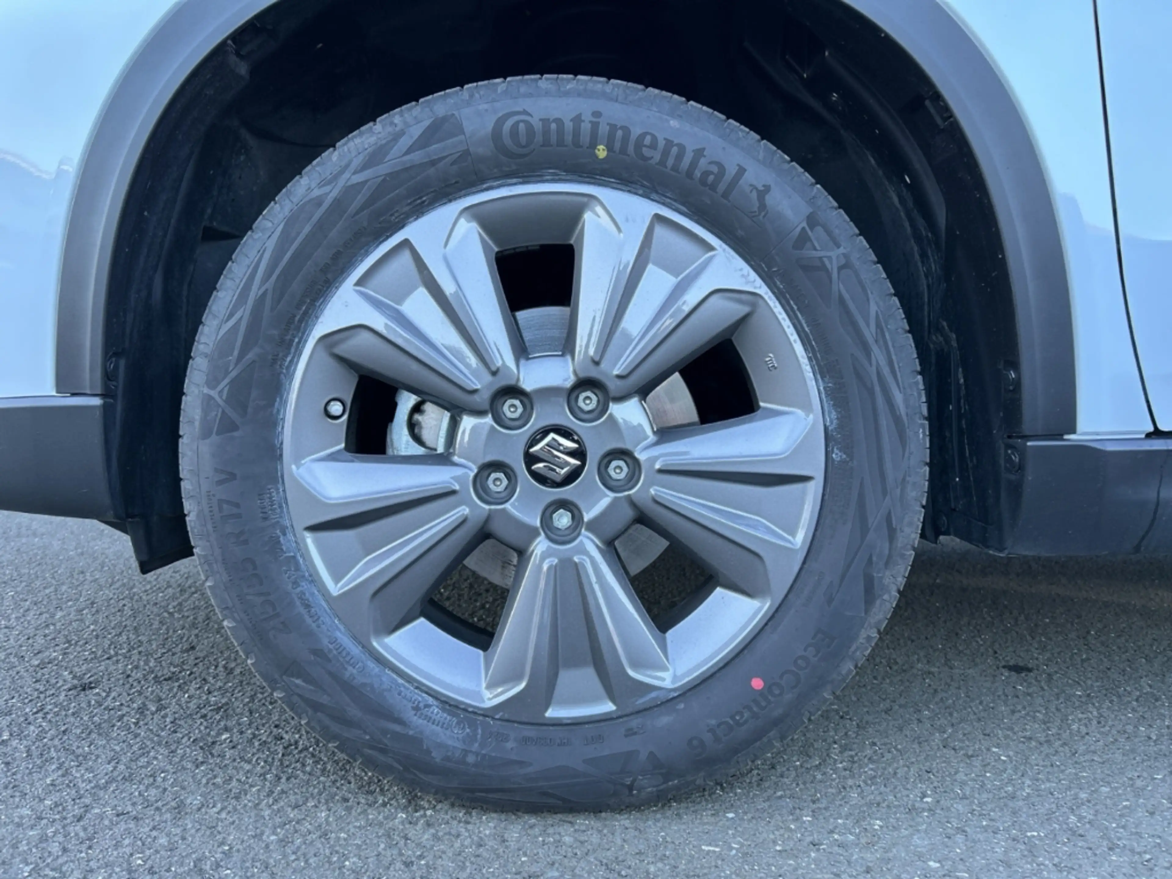 Suzuki Vitara 1.4GL+ Mild Hybrid 48V Allgrip LED Navi RFK LM 17 — photo 6