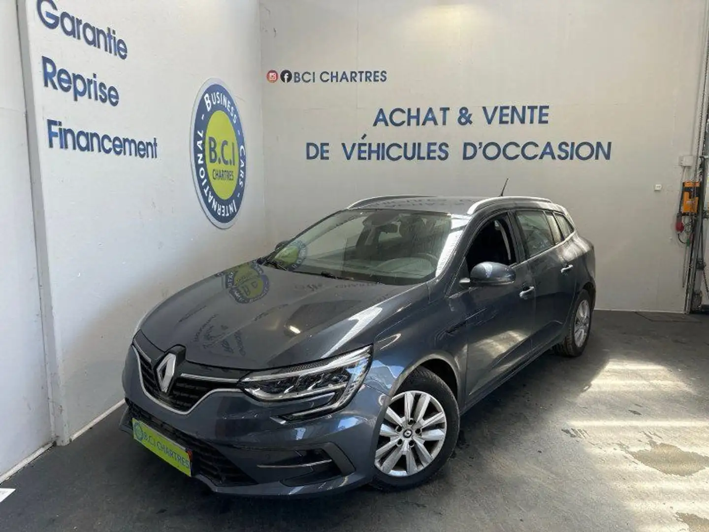 Renault Megane IV ESTATE 1.5 BLUE DCI 115CH BUSINESS EDC -21N Gris - 1