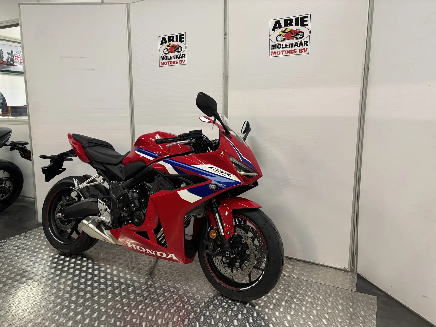 Honda CBR 650 R E clutch Rot - 2