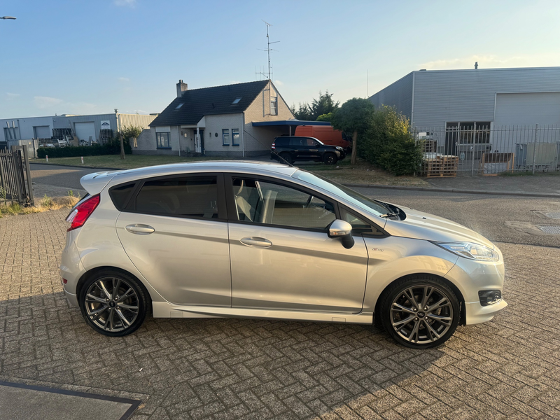 Ford Fiesta 1.0 EcoBoost ST Line Led, Navigatie, Cruise — photo 6