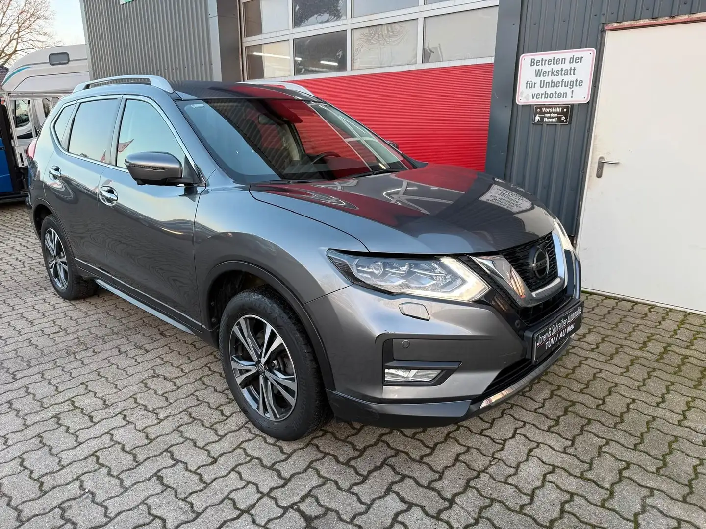 Nissan X-Trail N-Connecta Grau - 1