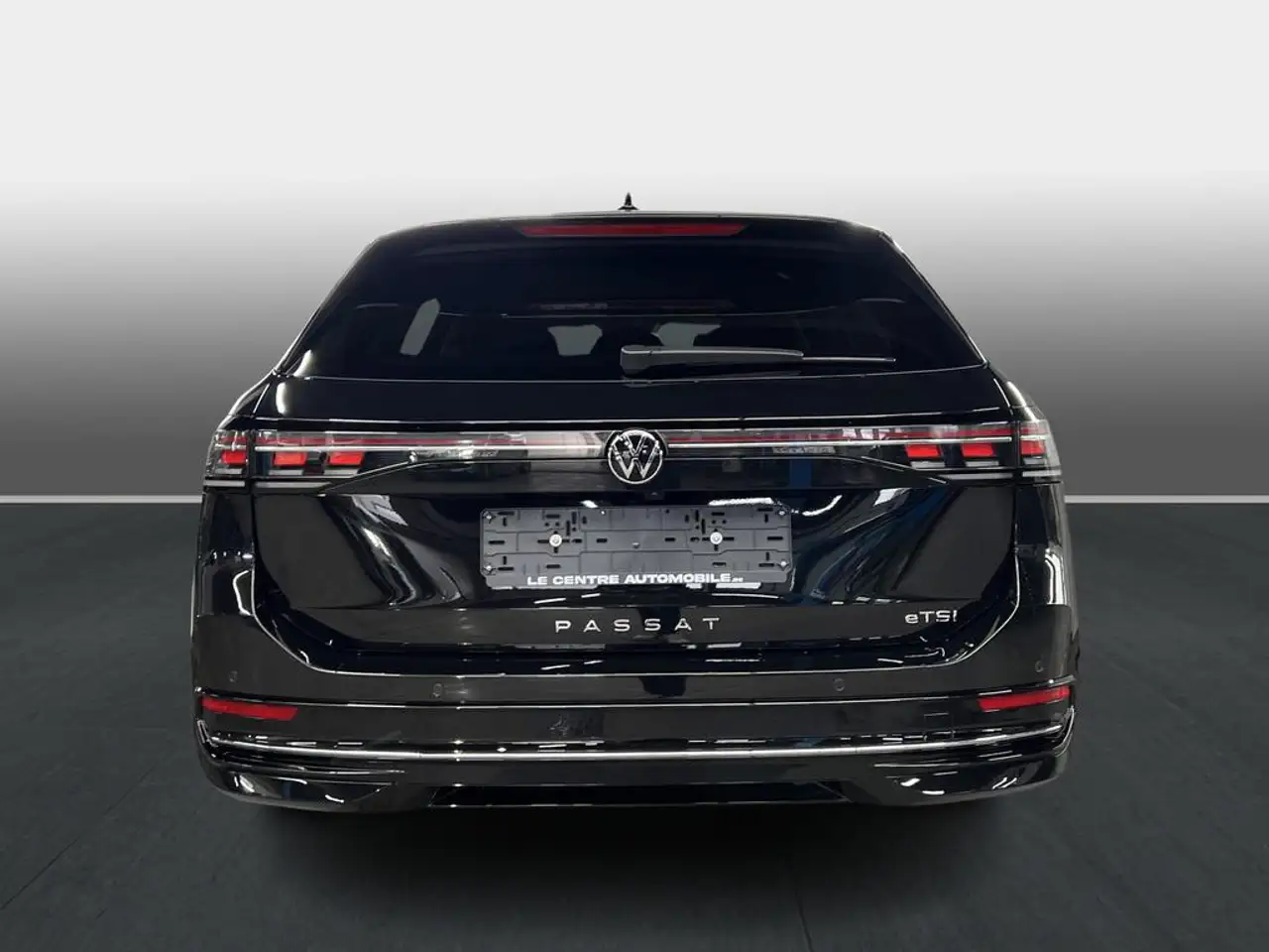 Volkswagen Passat Passat Elegance Buisness Premium 1.5 TSI mHEV ACT OPF 110 kW (150 ch) 7 vitesse DSG 16