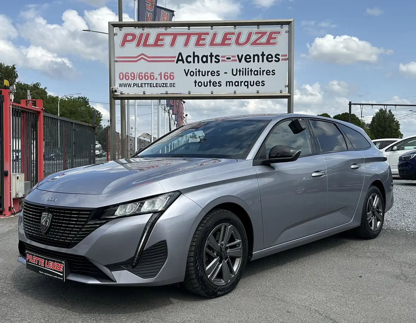 Peugeot 308 SW 1.5 BlueHDi Active Pack S ( 14.868 HTVA ) Gris - 1