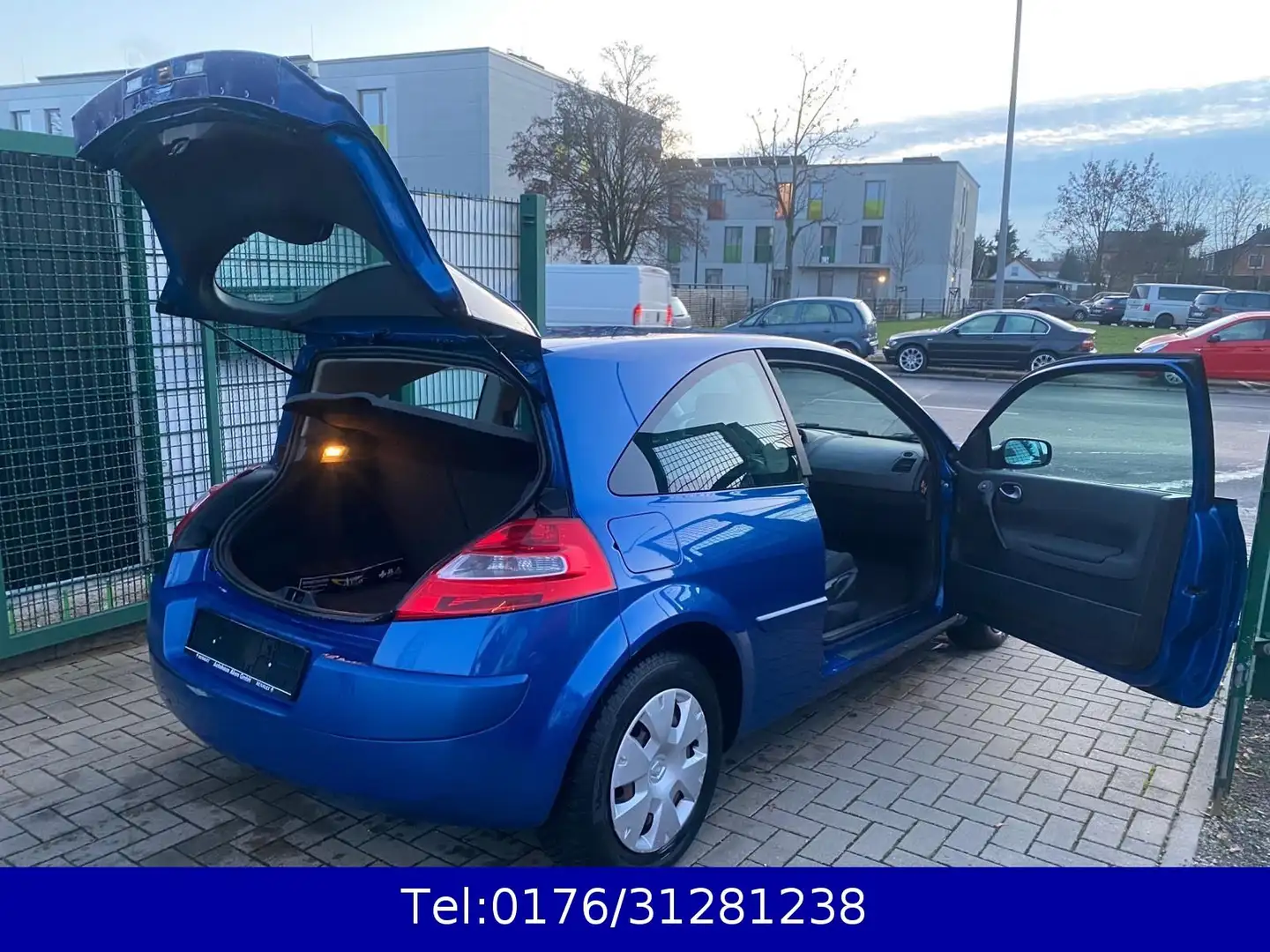 Renault Megane II Lim. 3-trg. Avantage Tüv-Service Neu Azul - 2
