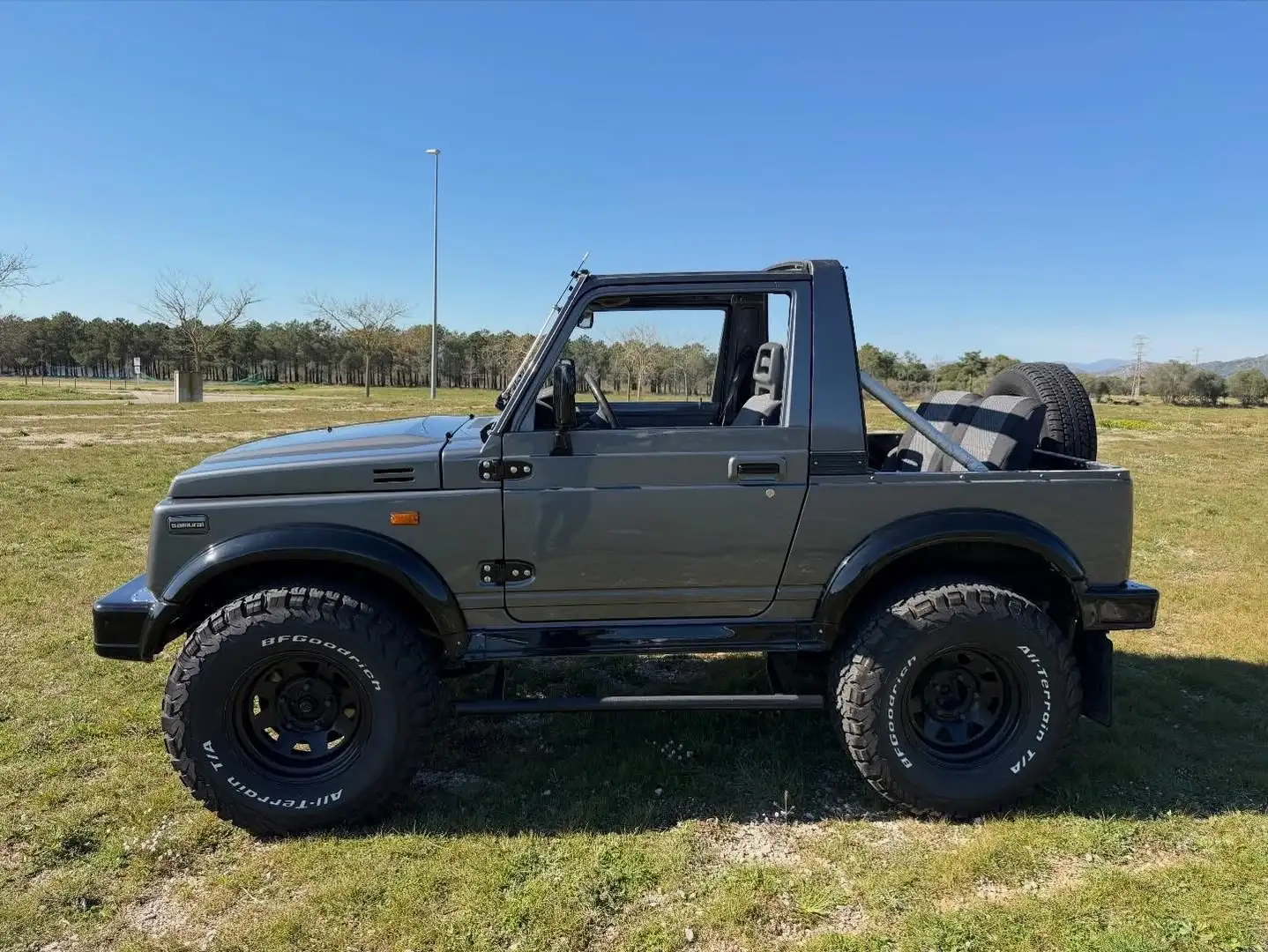 Suzuki SJ Samurai 413 SJ Gris - 2