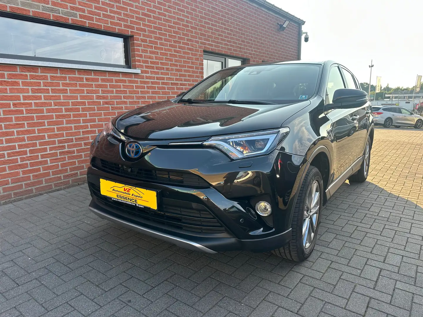 Toyota RAV 4 Hybrid Edition Braun - 1