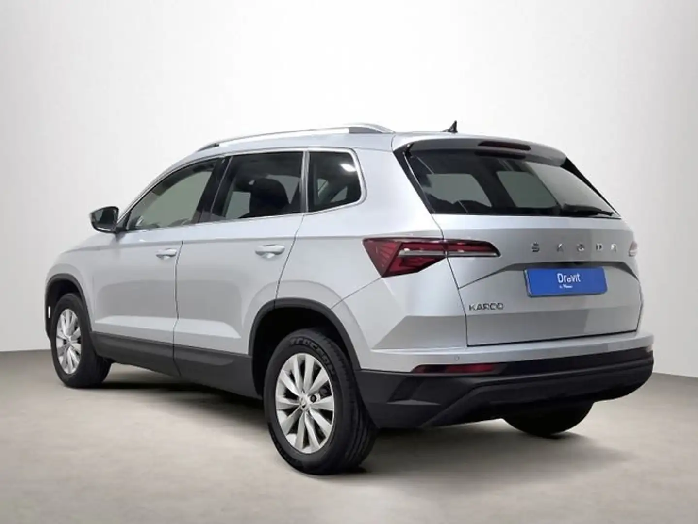 Skoda Karoq 2.0TDI AdBlue Ambition 110kW Plateado - 2