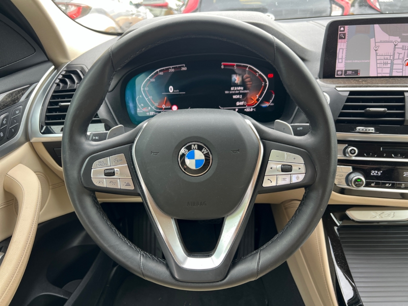 BMW X4 xDrive30d xLine *LED*Inno*AHK*HiFi*ACC*CAM*Live* — photo 11