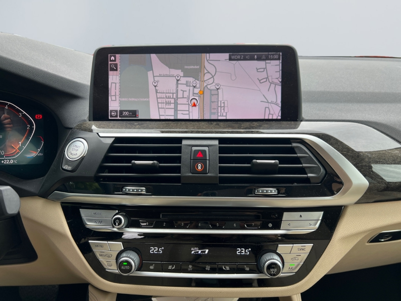 BMW X4 xDrive30d xLine *LED*Inno*AHK*HiFi*ACC*CAM*Live* — photo 13